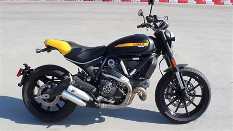 2017 Ducati Scrambler Icon Vs Full Throttle Reviewmotors Co