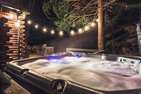 Top Romantic Cabins In Indiana With Hot Tubs Cabin Trippers