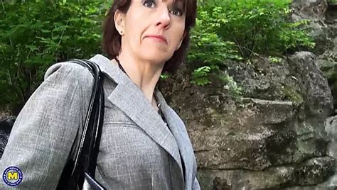 Deutsche Alte Hausfrau Angesprochen Auf Der Stra E Zum Sex Casting Xhamster