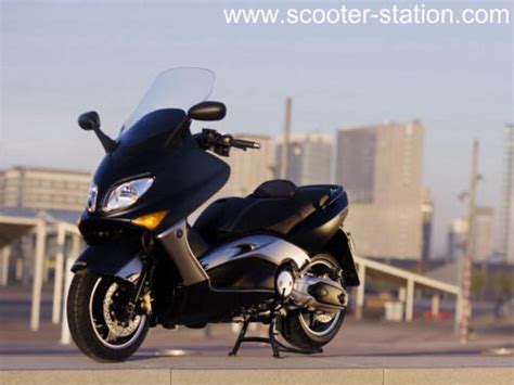 YAMAHA Night MAX Datos técnicos de la scooters Motos de combustible