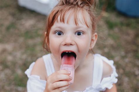 What is a Healthy Tongue Color?