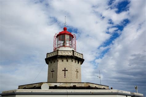 Premium Photo | Head of old vintage lighthouse