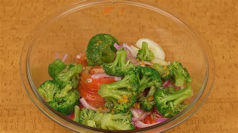 ¡this Broccoli Salad Is So Delicious And Healthy That I Make It Every