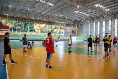 Ufv Atende A Mais De Duas Mil Pessoas Em Projetos De Pr Ticas