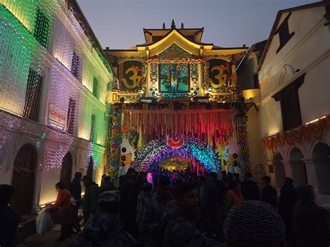 In Pictures Devotees Throng Pashupatinath Temple To Offer Prayers To