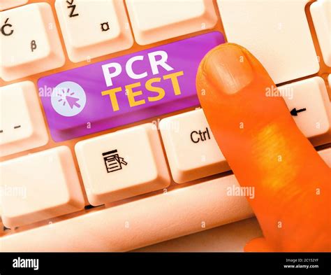 Criture Manuelle Conceptuelle Montrant Le Test Pcr Concept