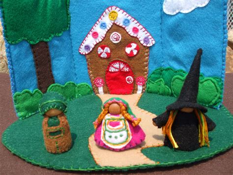 Hansel And Gretel Felt Play Set Etsy Felt Toys Felt Crafts Felt