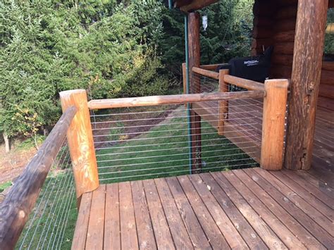 Log Home In La Center Wa These Natural Peeled Wood Posts Look Like They Were Made For Our