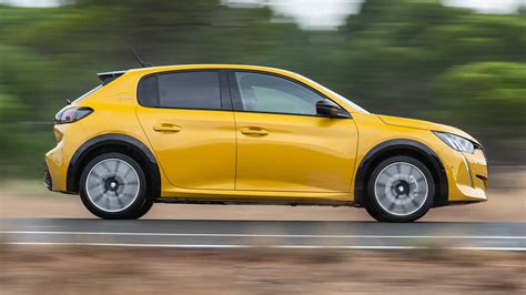 Peugeot 208 Medidas Motores Y Acabados Carwow