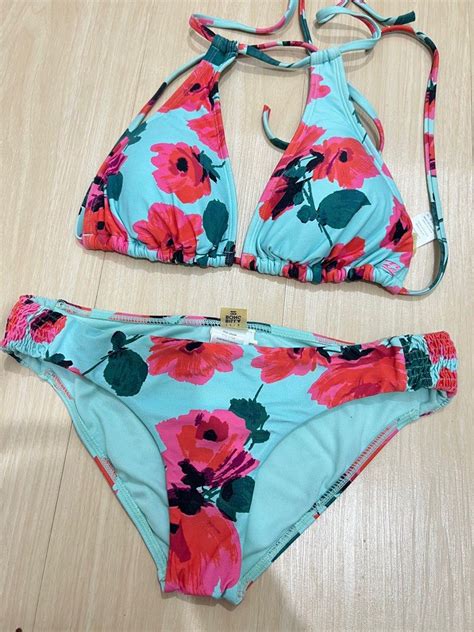 Bikini Billabong Original Fesyen Wanita Pakaian Wanita Lainnya Di