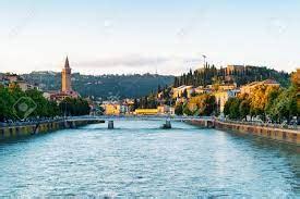 A Verona sul ponte nuovo il passaggio pedonale sarà temporaneamente