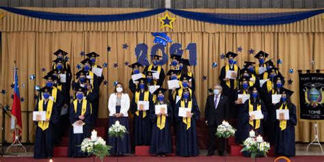 Liceo Rep Blica Del Ecuador Realiz La Ceremonia De Licenciatura Para