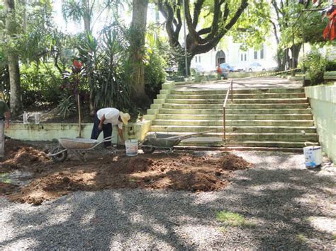 Iniciam Obras De Revitaliza O Da Pra A Flores Da Cunha O Alto Taquari