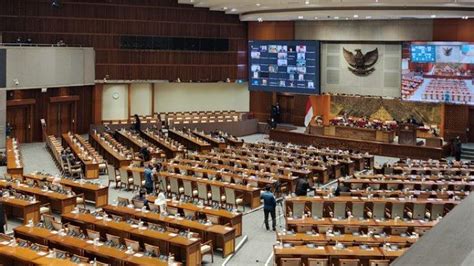 Dpr Gelar Rapat Paripurna Hari Ini Satu Agendanya Pengambilan