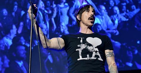 I Red Hot Chili Peppers Suoneranno Tra Le Piramidi Di Giza La Data Radio Deejay