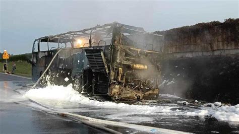 Pożar autobusu na A4 przewożącego 35 osób