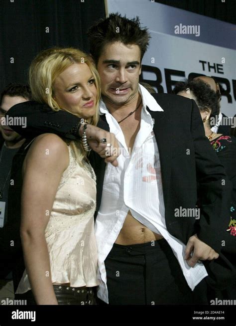 L Acteur Irlandais Colin Farrell Arrive Avec La Chanteuse Britney