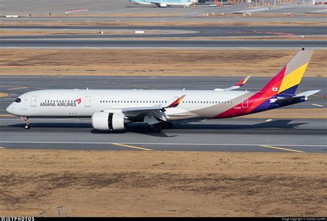 HL8361 Airbus A350 941 Asiana Airlines Charles Cunliffe JetPhotos