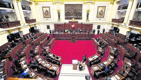 Adelanto de elecciones Congreso verá este lunes 30 reconsideración a