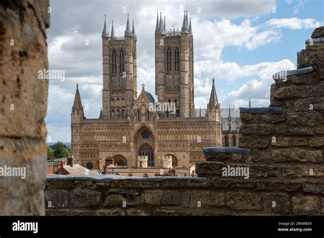 Lincoln Cathedral From Behind Castle Wall Stock Photo Alamy