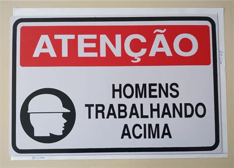 Placa Aten O Homens Trabalhando Acima