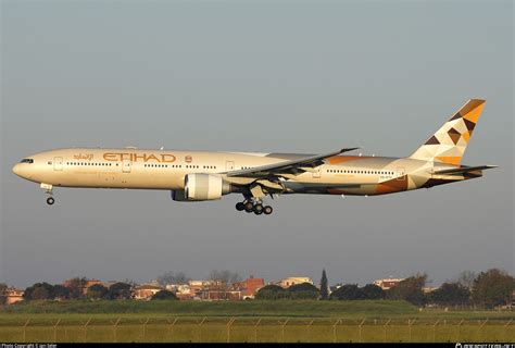 A Etg Etihad Airways Boeing Fxer Photo By Jan Seler Id