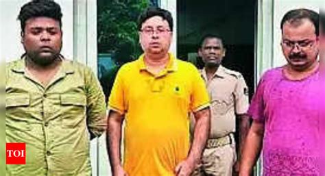 Trio Held In City For Duping Up Man Of Rs Lakh For Magic Mirror