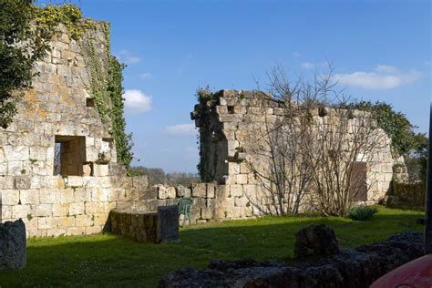 Remparts De L Enceinte Fortifi E De Larressingle