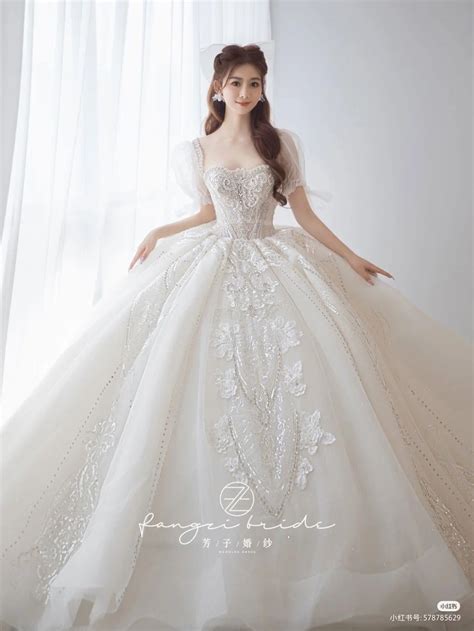 Extravagant Wedding Dresses Simple Wedding Gowns Wedding Dress Guide