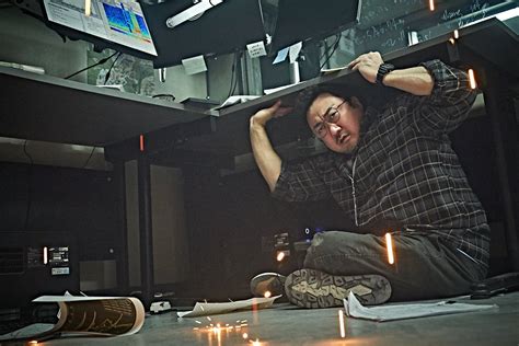 [Photos] New Stills Added for the Korean Movie "Ashfall" @ HanCinema ...