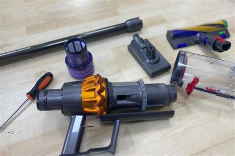 Dyson Repair Repair Your Dyson Vacuum Cleaner Yourself Vacuumtester