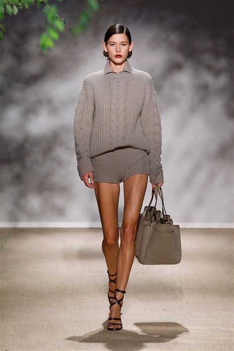 Max Mara Ready To Wear Spring Summer 2024 Milan Nowfashion Knitwear