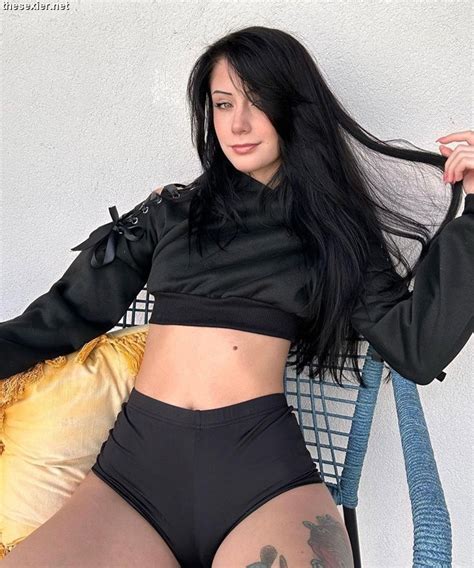 2 Gorgoeus Brunette Chick Catarina Secret Tight Shorts Cameltoe Hics29