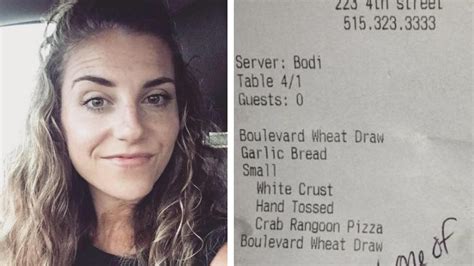 Full Story Waitress Slips Couple A Note But They Didnt Read It