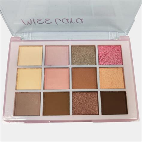 Paleta De Sombras Para Ojos Tonos Miss Lara Zatys