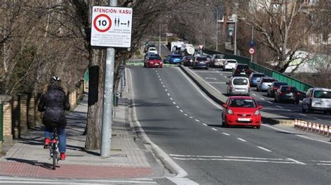 Accidente Laboral En Pamplona Herido Un Trabajador De A Os Tras