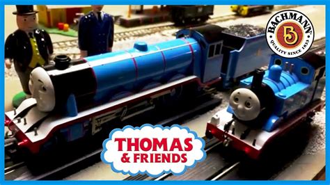 Bachmann Thomas And Friends Red Coaches