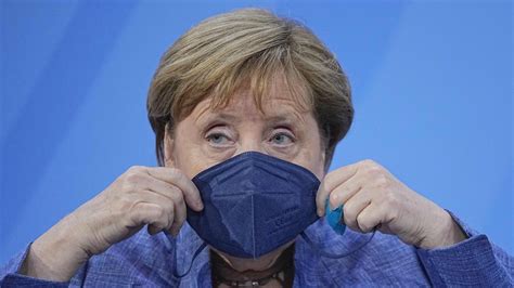 Angela Merkel Bei Corona Im Wettlauf Mit Der Delta Variante DER