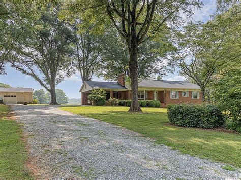 1003 Buckhorn Rd Mebane Nc 27302 Zillow