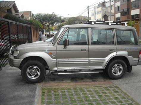 Hyundai Galloper II - Photos, News, Reviews, Specs, Car listings