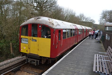 British Diesels and Electrics: Class 483