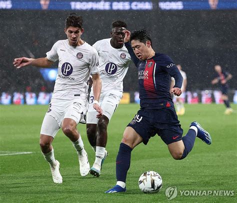 이강인 킥오프 3분 만에 시즌 3호골psg 12번째 슈퍼컵 우승 연합뉴스