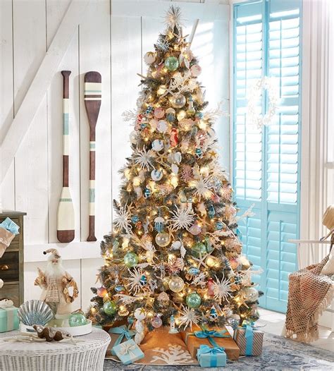9 Coastal Christmas Tree Ideas For Those Who Dream Of Holidays By The