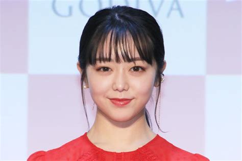 井上和香、第2子妊娠を報告「44歳での出産に不安はありますが」