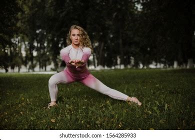 Hundred Nude Woman Squatting Royalty Free Images Stock Photos Pictures Shutterstock