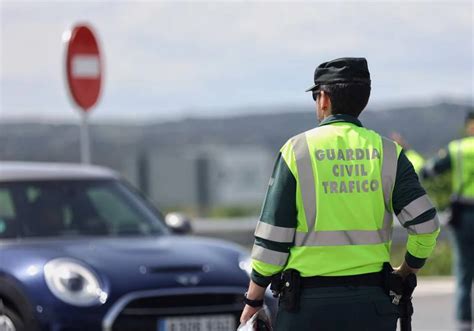 El Nuevo Dispositivo Que La Dgt Obliga A Llevar En El Coche A Partir De