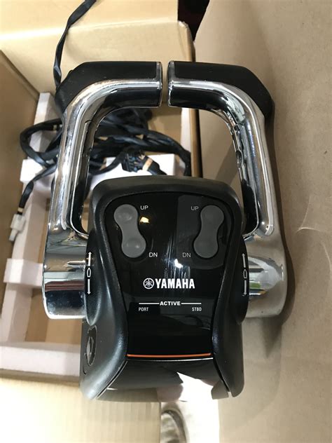 Yamaha Twin Engine Control Box Dec Command Link The Hull Truth