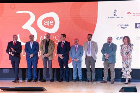 Aje Celebra Su Aniversario En Una Emotiva Gala Y En Un Clima De