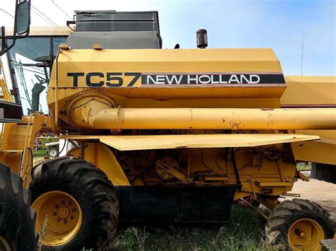 New Holland TC 57 Año 2001 Agroads