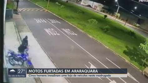 Pm Recupera Tr S Motos Que Foram Furtadas De Loja Em Araraquara V Deo